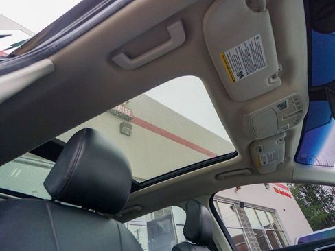 Used 2019 Ford Edge Titanium w/ Equipment Group 301A image 37