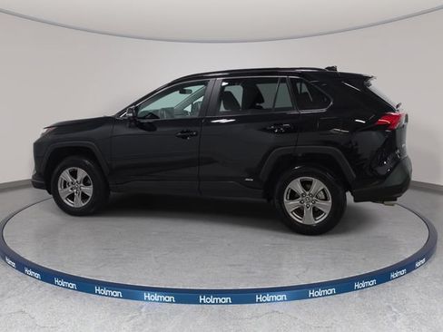 Certified 2025 Toyota RAV4 XLE AWD/4WD image 8