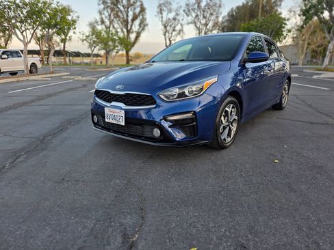 Used 2021 Kia Forte LXS FWD image 8