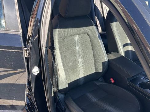 Used 2023 Honda Civic Sport image 23