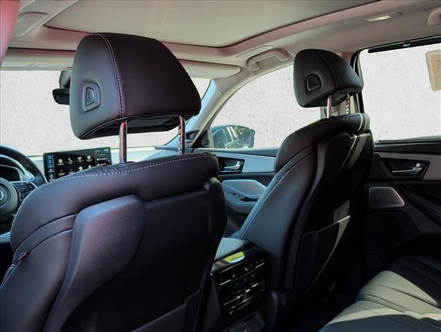 Used 2025 Acura MDX w/ Technology Package FWD image 20