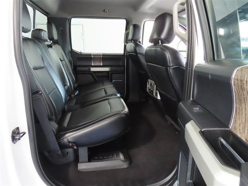 Used 2019 Ford F450 Lariat w/ Lariat Ultimate Package AWD/4WD image 20