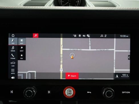 Certified 2026 Porsche Macan AWD/4WD image 20