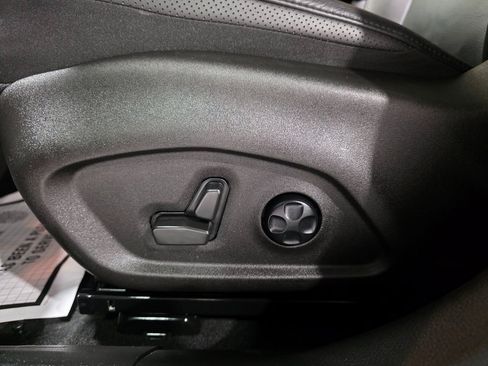 Used 2021 Jeep Renegade Limited w/ Sun & Sound Group image 19