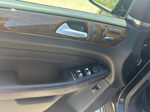 Used 2013 Mercedes-Benz ML 350 4MATIC image 11