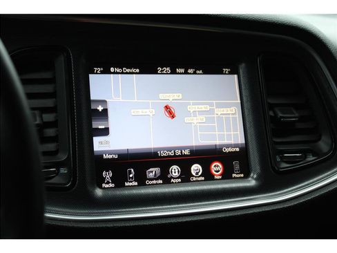 Used 2015 Dodge Challenger SXT Plus image 29