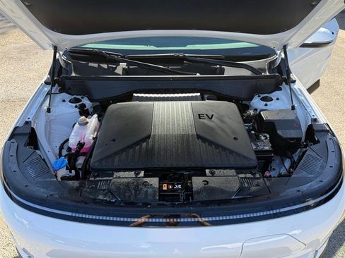 Used 2024 Hyundai Kona SEL image 19