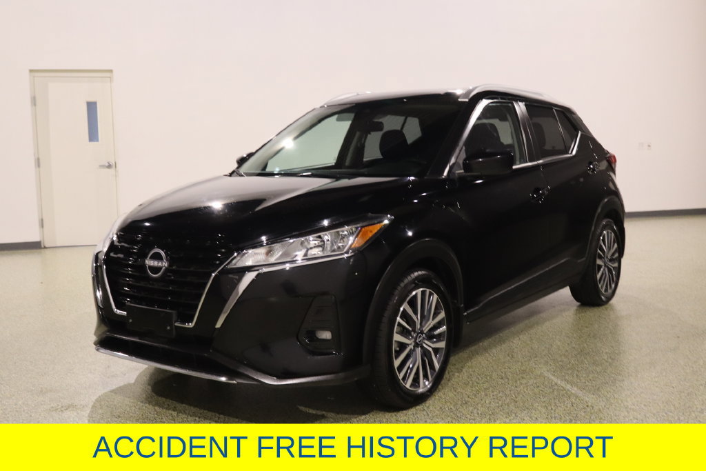 Used 2023 Nissan Kicks SV FWD image 4