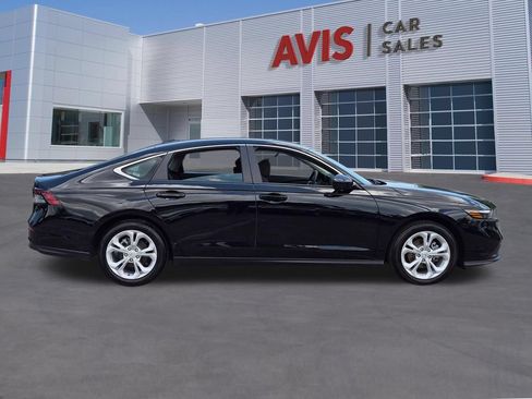 Used 2025 Honda Accord LX image 5