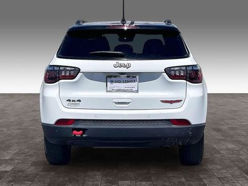Used 2025 Jeep Compass Trailhawk AWD/4WD image 4
