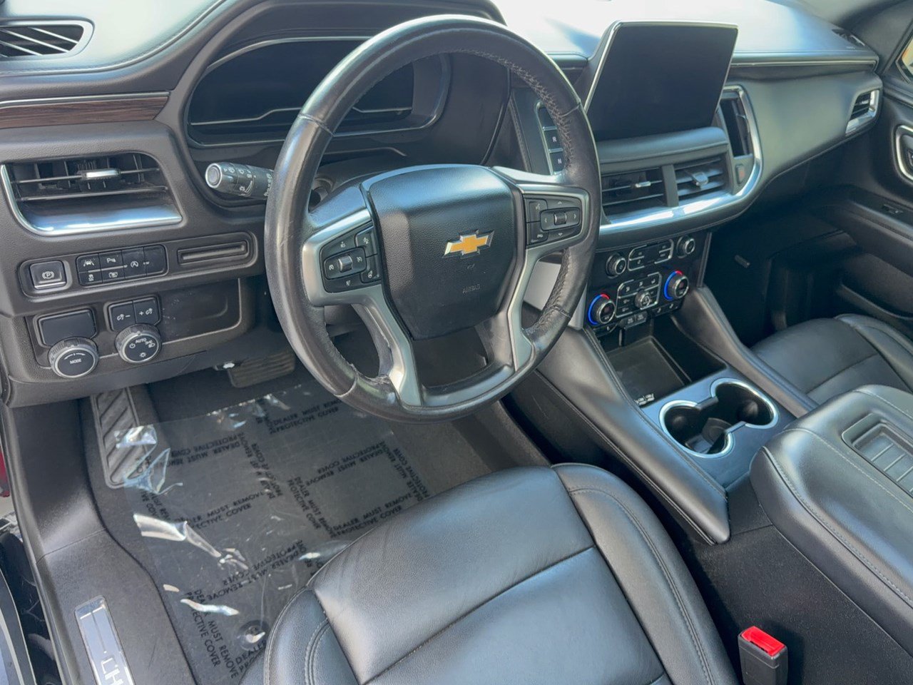Used 2023 Chevrolet Tahoe LT w/ Luxury Package RWD image 4