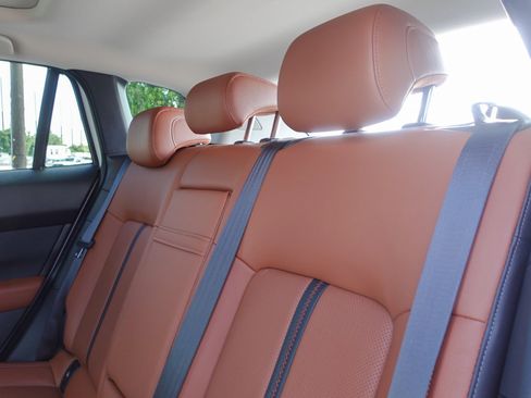 Used 2025 MAZDA CX-50 AWD 2.5 Turbo w/ Cargo Package image 23