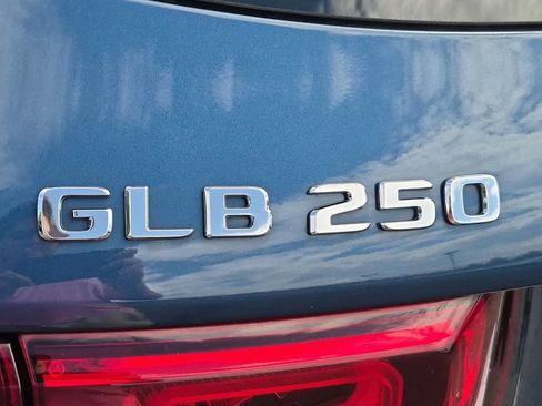 Used 2023 Mercedes-Benz GLB 250 image 13