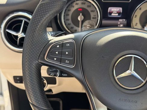 Used 2016 Mercedes-Benz GLA 250 image 22