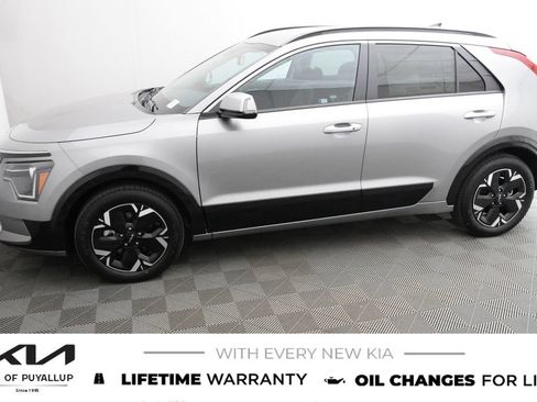 New 2026 Kia Niro Wind w/ Wind Preserve Package FWD image 8