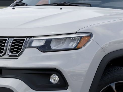 New 2026 Jeep Compass Latitude AWD/4WD image 10
