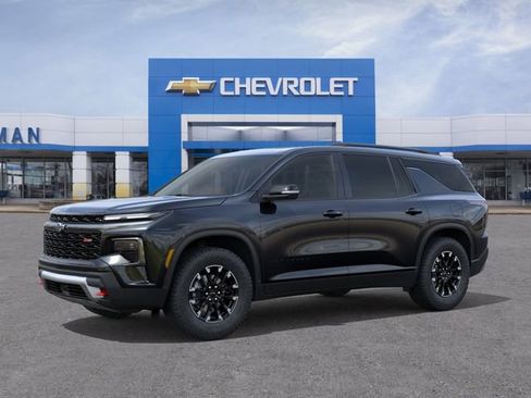 New 2026 Chevrolet Traverse Z71 w/ Driver Confidence Package AWD/4WD image 2