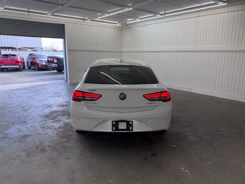 Used 2018 Buick Regal Preferred w/ Sights and Sounds Package image 6