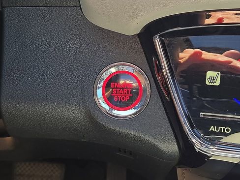 Used 2021 Honda HR-V EX image 31