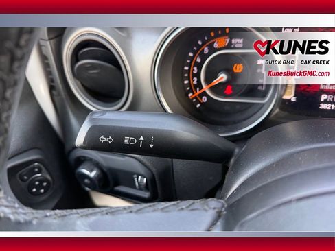 Used 2023 Jeep Wrangler Sport S image 14