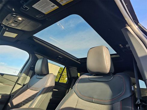 New 2026 Ford Explorer ST-Line image 27