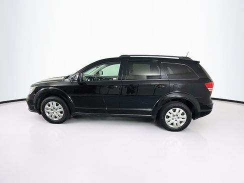 Used 2020 Dodge Journey SE w/ SE Popular Equipment Group FWD image 4