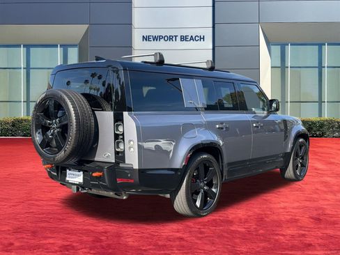 Used 2023 Land Rover Defender 130 X image 9
