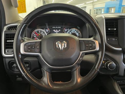 Used 2019 RAM 1500 Big Horn AWD/4WD image 14
