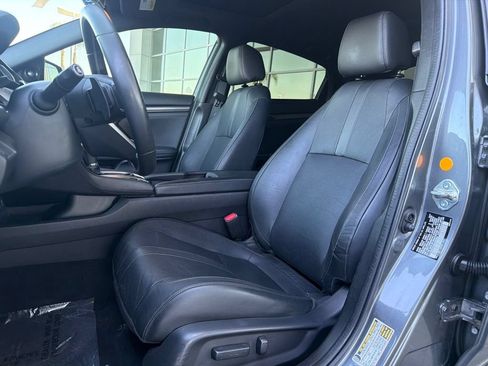 Used 2018 Honda Civic Sport Touring image 10