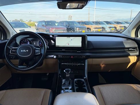 Certified 2022 Kia Carnival EX FWD image 20
