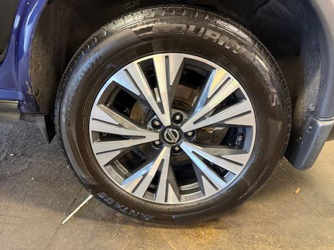 Used 2021 Nissan Rogue SV AWD/4WD image 26