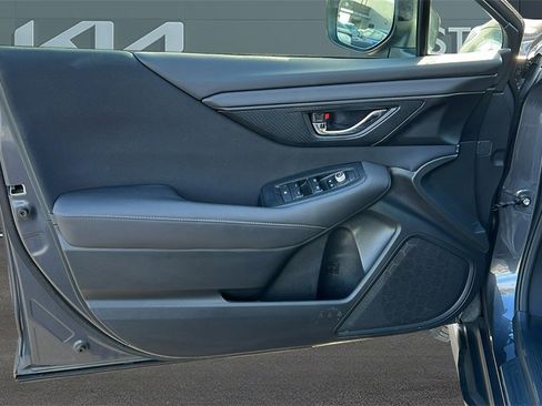 Used 2023 Subaru Outback Premium image 10