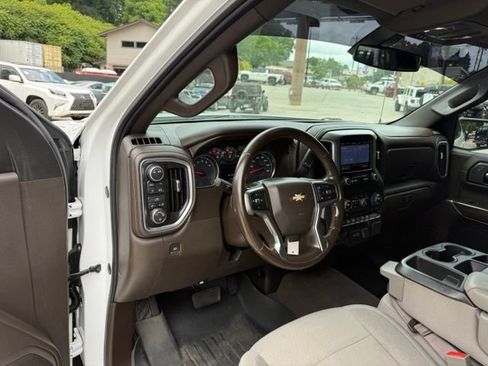Used 2020 Chevrolet Silverado 1500 LT w/ Fleet Comfort Package AWD/4WD image 24