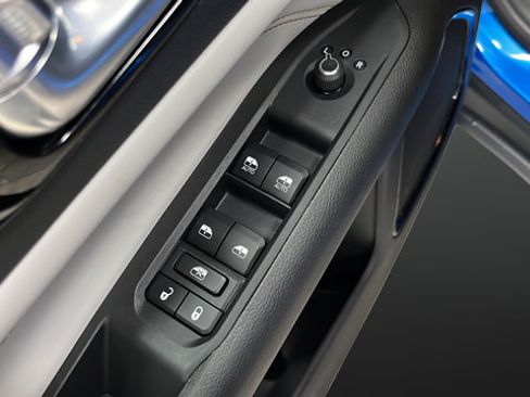 Used 2025 Jeep Compass Limited AWD/4WD image 19