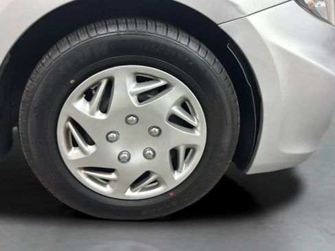 Used 2017 Hyundai Accent SE FWD image 27