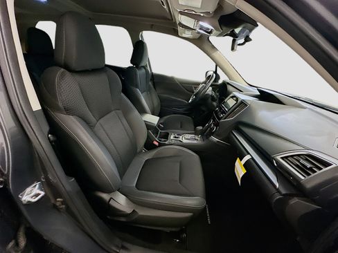 Used 2024 Subaru Forester Premium AWD/4WD image 33