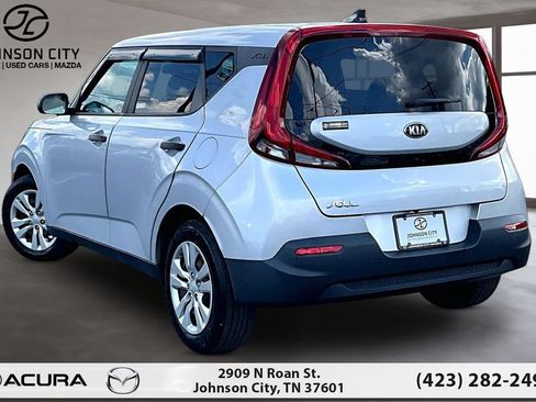 Used 2021 Kia Soul LX FWD image 13