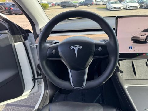 Used 2023 Tesla Model Y Long Range AWD/4WD image 12
