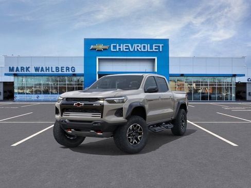 New 2026 Chevrolet Colorado ZR2 w/ Technology Package AWD/4WD image 8