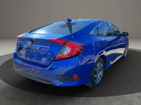 Used 2018 Honda Civic EX image 5