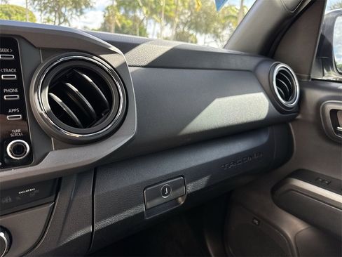 Used 2023 Toyota Tacoma TRD Off-Road image 57