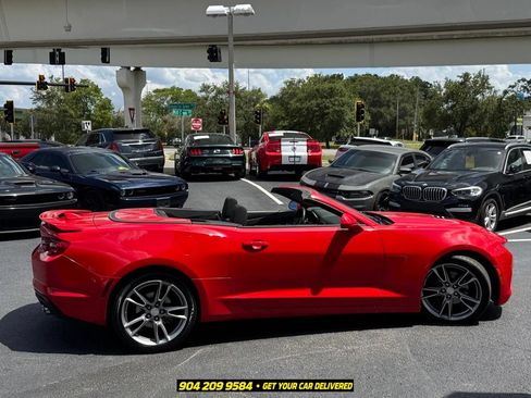 Used 2020 Chevrolet Camaro LT RWD image 9
