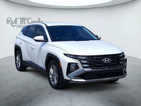 Certified 2025 Hyundai Tucson SE FWD image 7