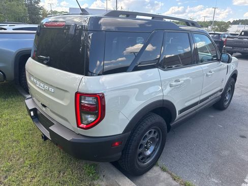 Used 2024 Ford Bronco Sport Outer Banks image 4