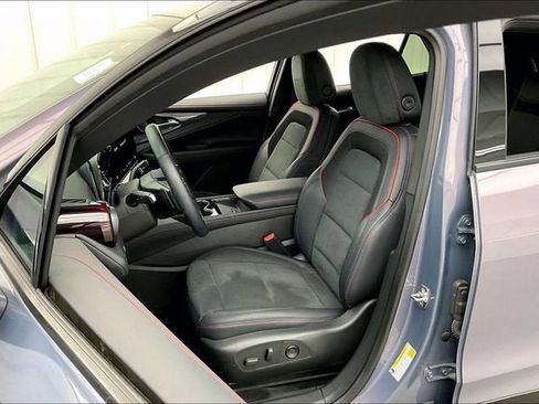 Certified 2024 Chevrolet Blazer EV RS AWD/4WD image 8