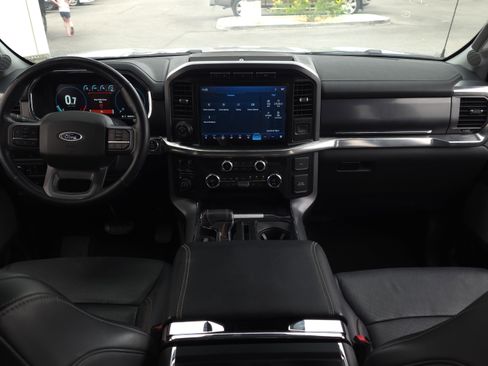 Used 2021 Ford F150 Lariat image 27