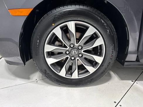 Used 2023 Honda Odyssey EX-L image 9