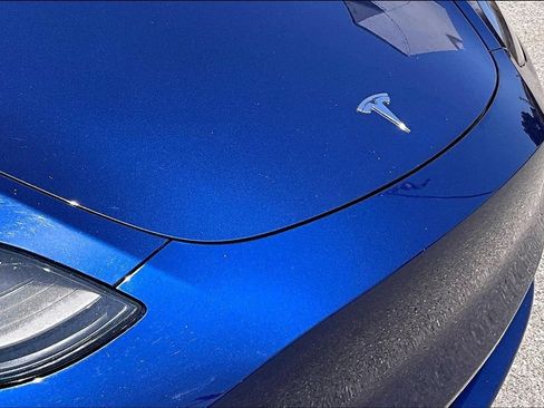 Used 2023 Tesla Model Y Long Range AWD/4WD image 33