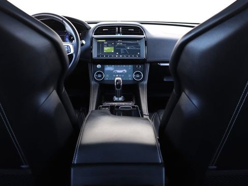 Used 2020 Jaguar F-PACE SVR AWD/4WD image 72