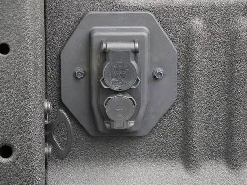 Used 2024 Ford F450 Platinum image 19